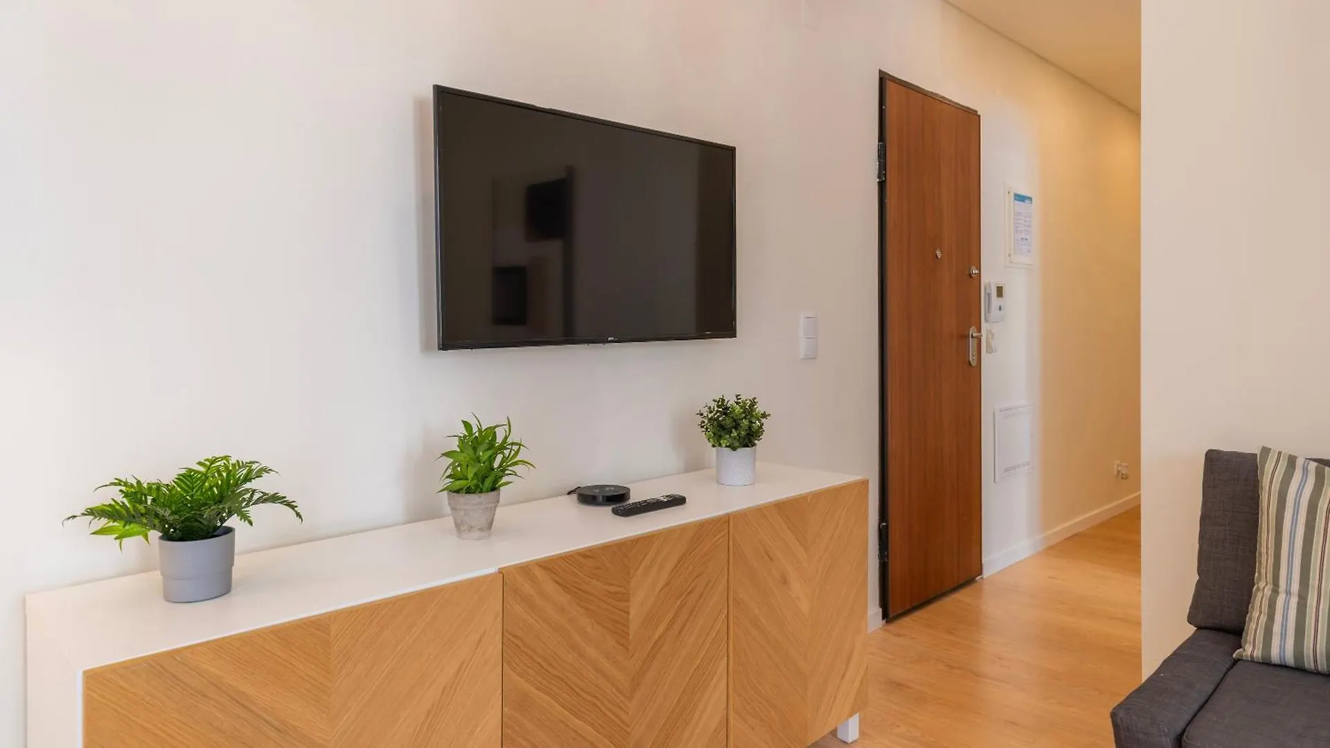 Homely 2Bdr Apartment With Terrace By Lovelystay Lisboa البرتغال