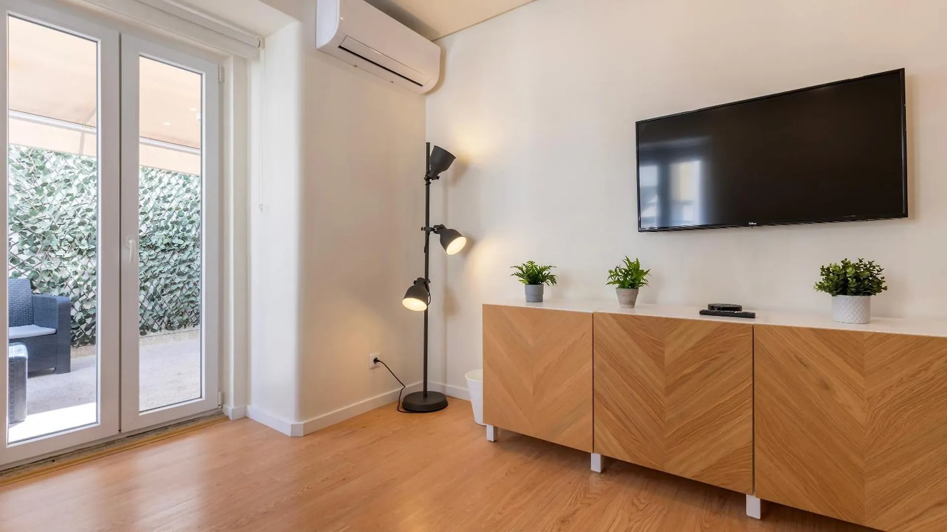 Homely 2Bdr Apartment With Terrace By Lovelystay Lisboa البرتغال