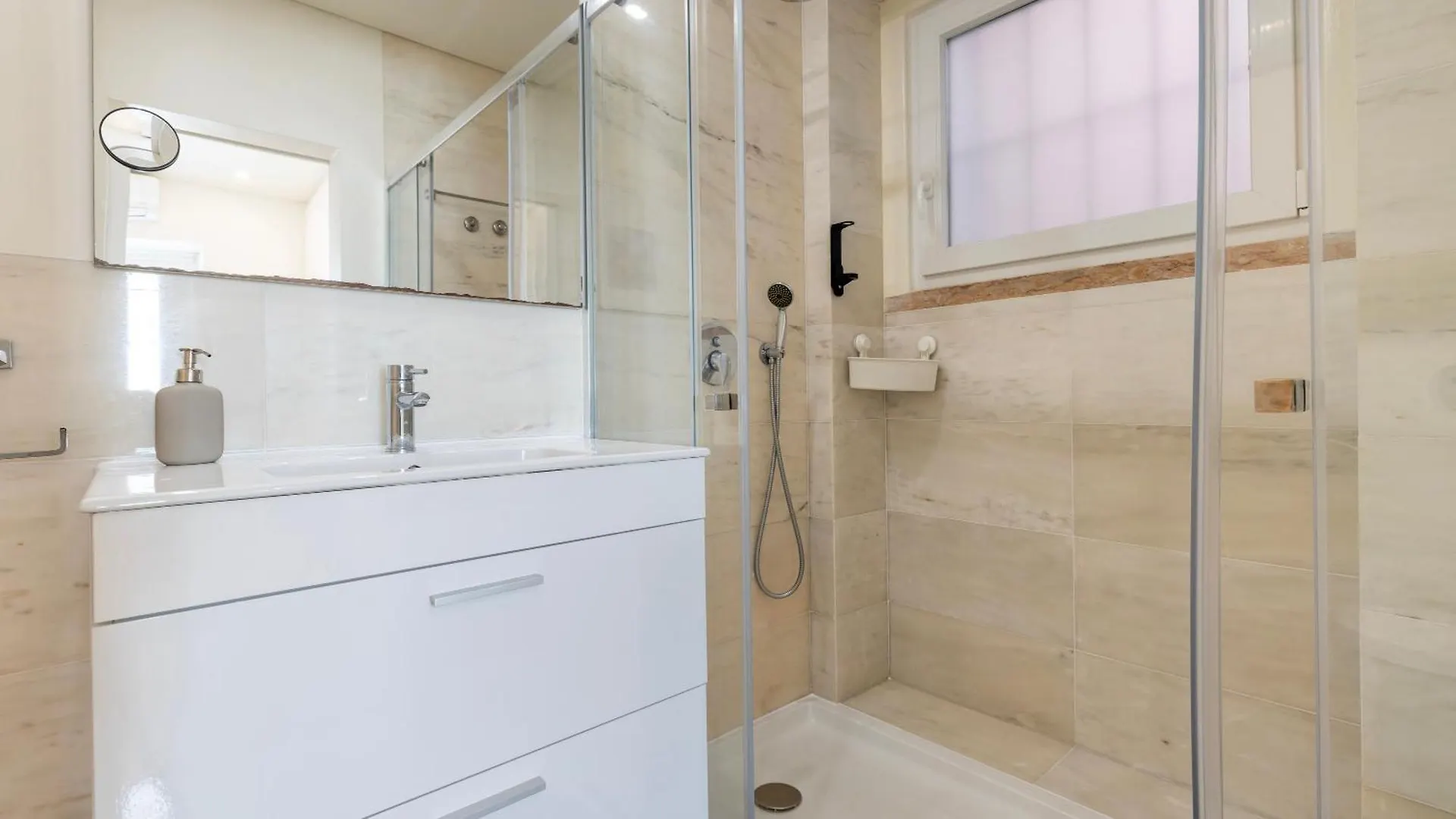 Homely 2Bdr Apartment With Terrace By Lovelystay Lisboa