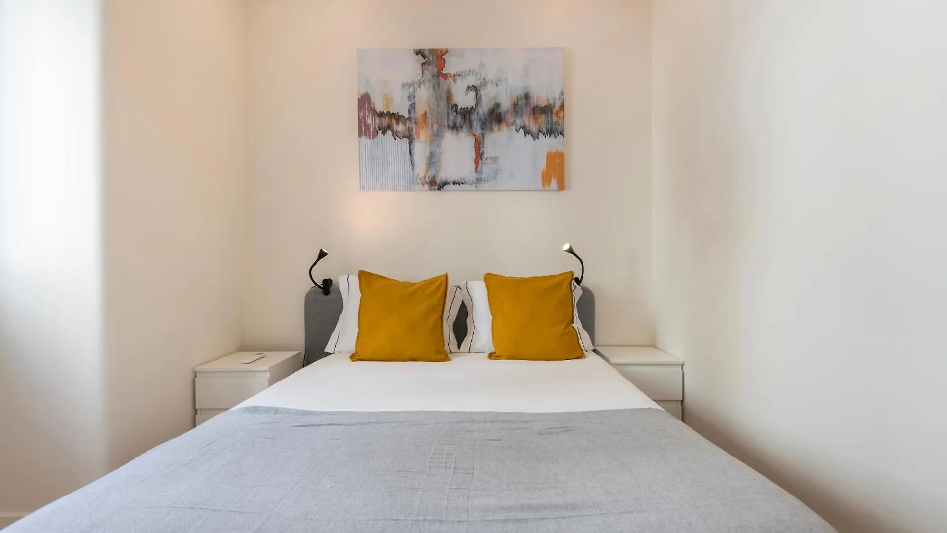 Homely 2Bdr Apartment With Terrace By Lovelystay Lisboa 0*,